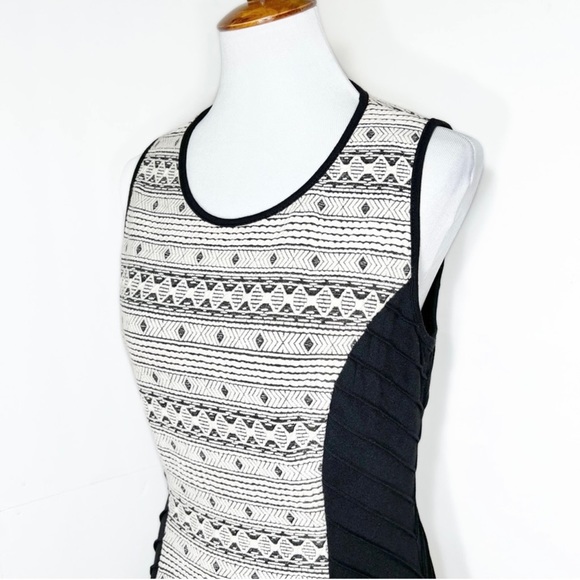 Revolve {Greylin} Black White Jacquard Diamond Sleeveless Skater Tunic Dress - Picture 9 of 14